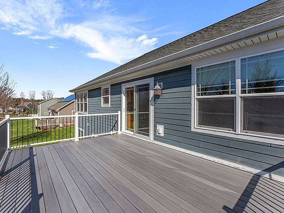 4th image of 5460 Lone Beech Dr