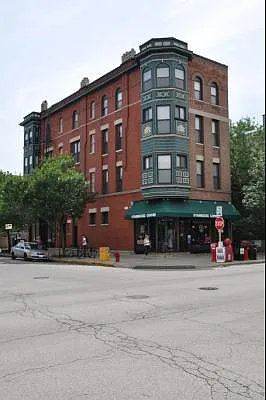 3359 N Southport Ave #4 Photo 1