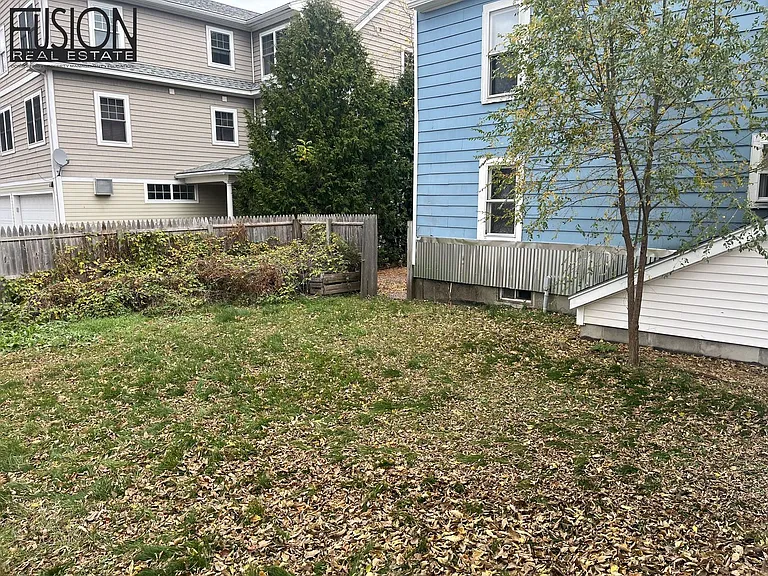 340 Manhattan Dr — Photo 61