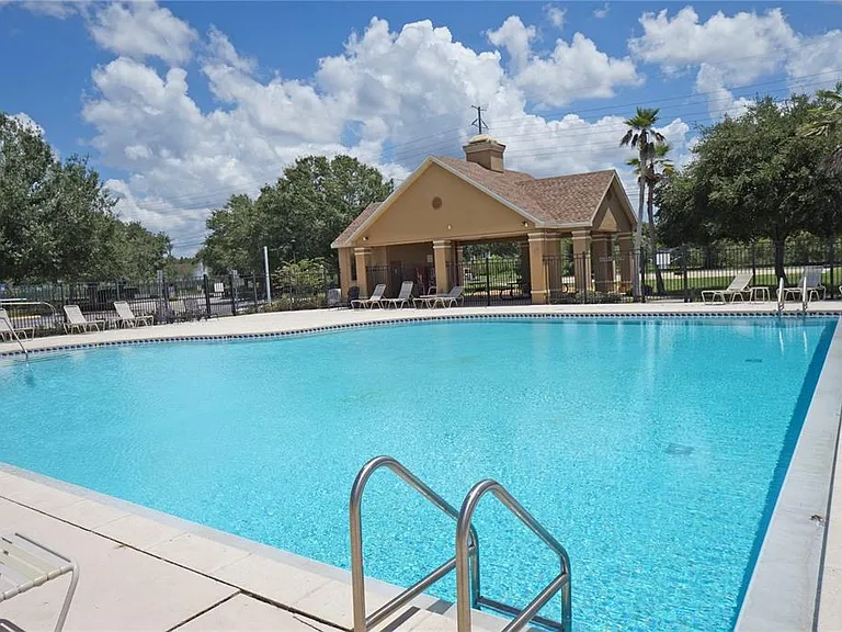 9018 Lake Chase Island Way #9018 — Photo 27