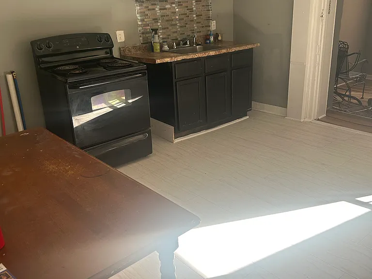 1315 S Hicks St #1 — Photo 3
