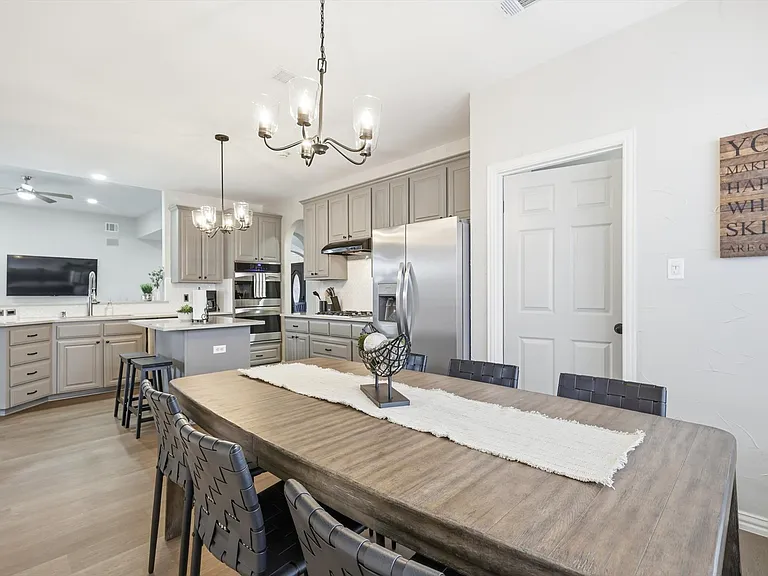 2008 Vista Dr — Photo 13