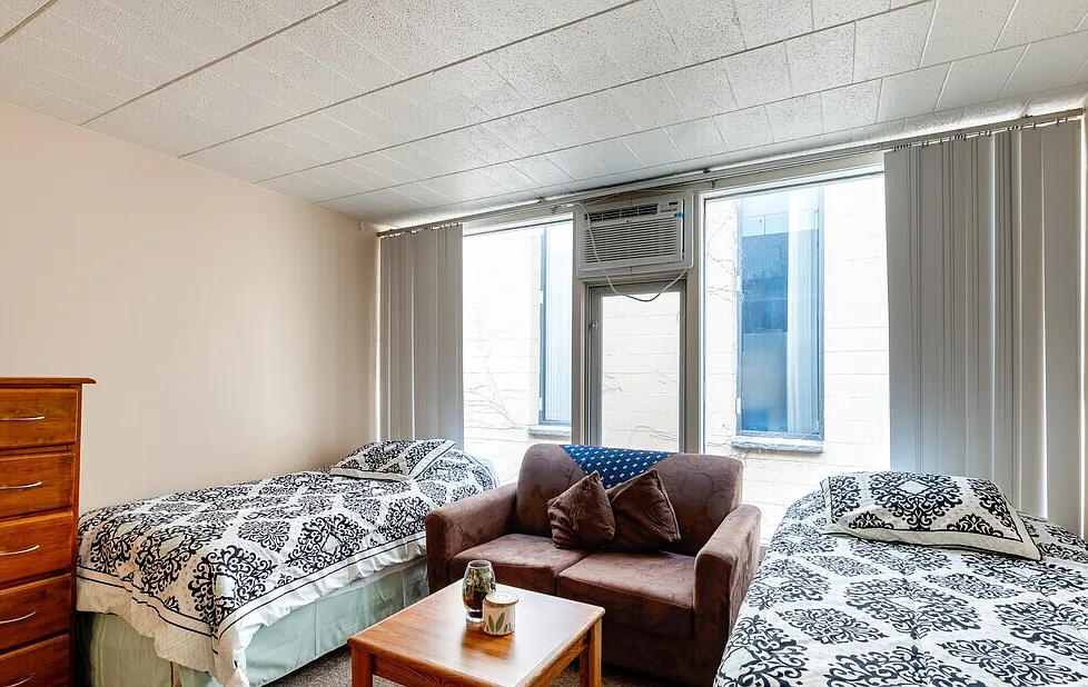 307 THOMPSON FURNISHED STUDIO APARTMENTS — Photo 3