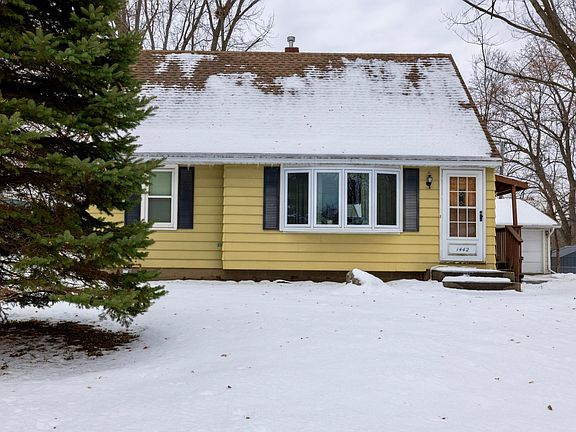 2nd image of 1442 Sandhurst Ave E