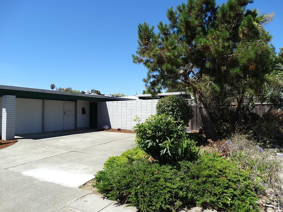 2nd image of 854 Lurline Dr