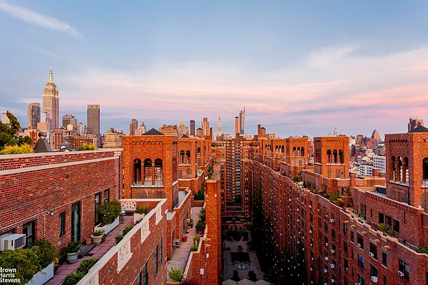 Rented by Brown Harris Stevens | media 31