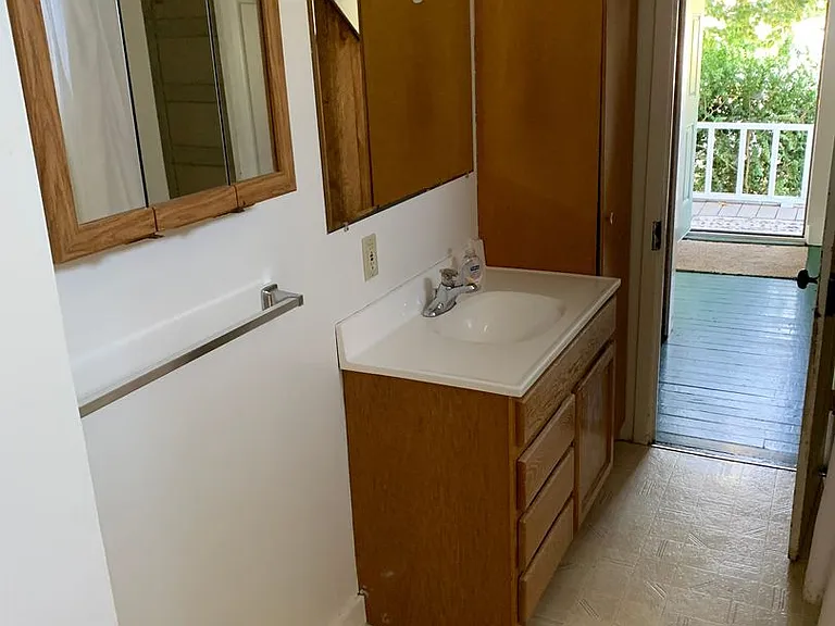 950 & 952 SW Jefferson Ave — Photo 15