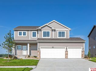 17008 Redick Ave, Omaha, NE 68116