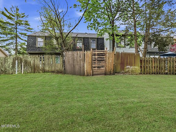 4th image of 186 Coventry Drive