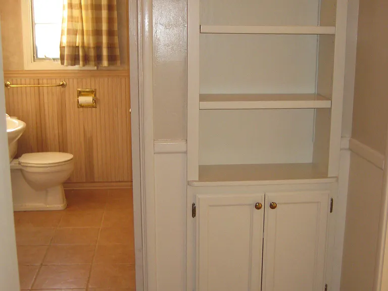3007 Hampshire Dr — Photo 8