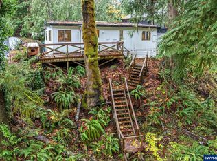 829 N Sundown Dr, Otis, OR 97368