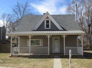 215 N Chapman St, Lenora, KS 67645
