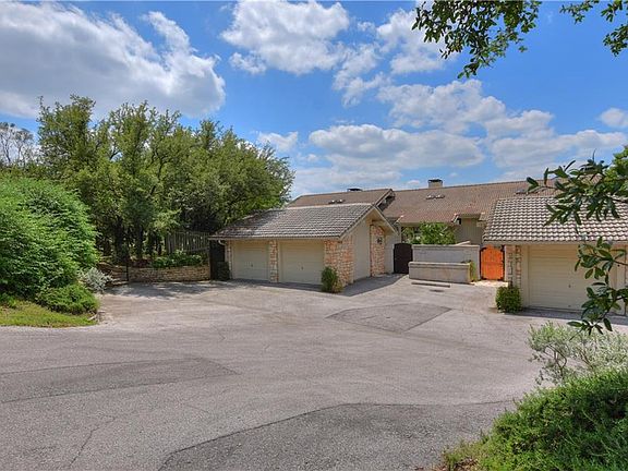 3rd image of 503 Rock Bluff Dr