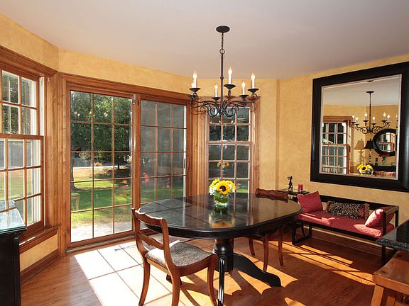 5th image of 10527 N Riverlake Dr