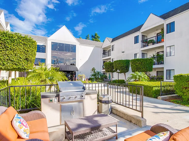 Casa Pacifica Senior Apartment Homes — Photo 7