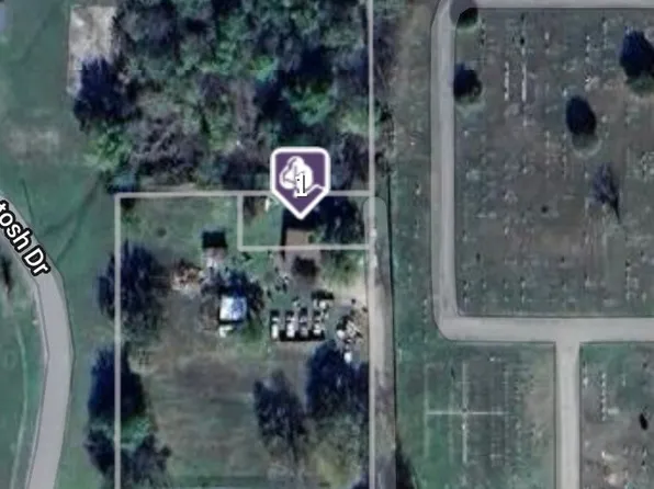 McIntosh Dr, Eufaula, OK 74432