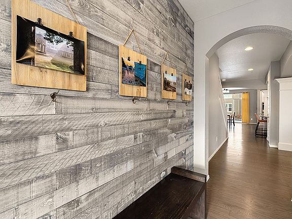 Beautiful Entryway 