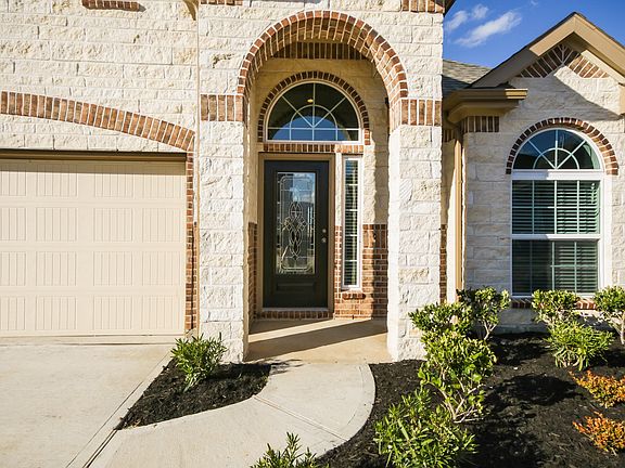 2nd image of 24102 Cannon Anello Ct