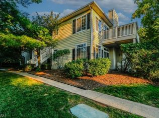 2 Wentworth Rd, Bedminster, NJ 07921