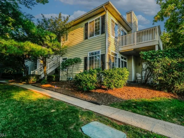 2 WENTWORTH RD, Bedminster Twp., NJ 07921