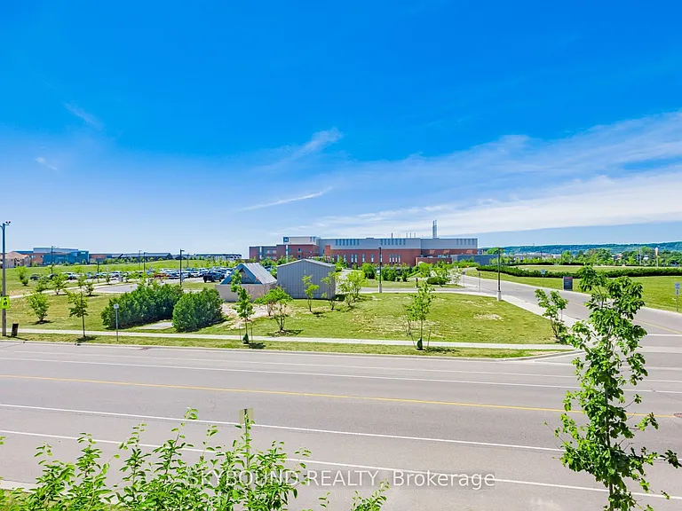 651 Farmstead Dr #3 — Photo 21