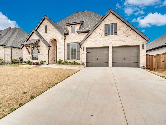 3rd image of 4418 Timberdrift St