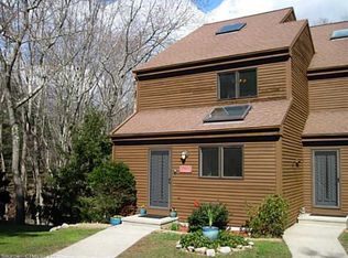 101 W Main St APT 1, Niantic, CT 06357