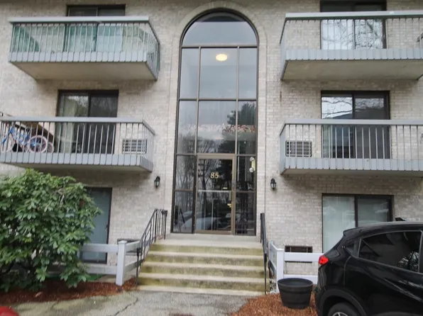 85 Commons Dr Unit 310, Shrewsbury, MA 01545