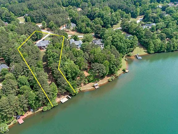 3rd image of 315 Monroe Dr