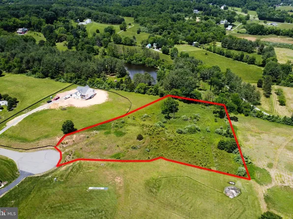 42200 Glynn Tarra Pl, Leesburg, VA 20176