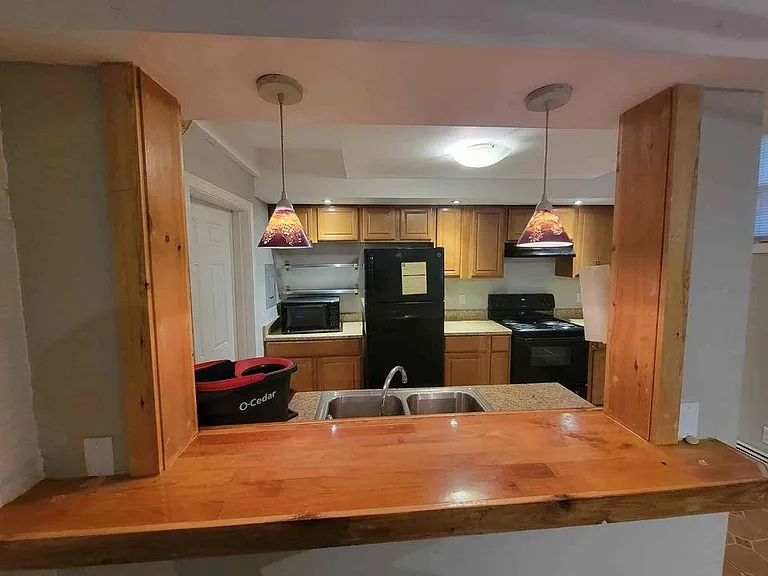 429 Ellsworth Ave #B — Photo 2