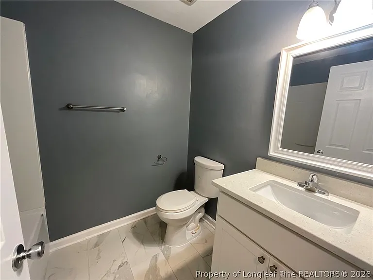 1422 Grandview Dr — Photo 8