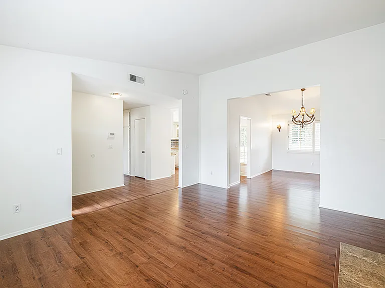 6068 Hackers Ln — Photo 7