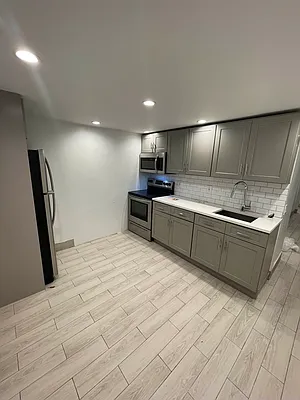 Rented by NY Space Finders Inc. | media 15