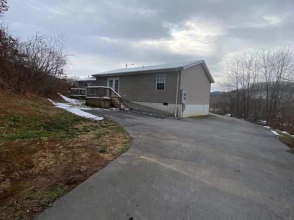 2nd image of 213 Post Rd #1