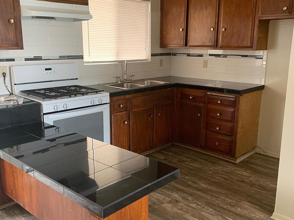 2nd image of 2501 Olive Ave APT 24