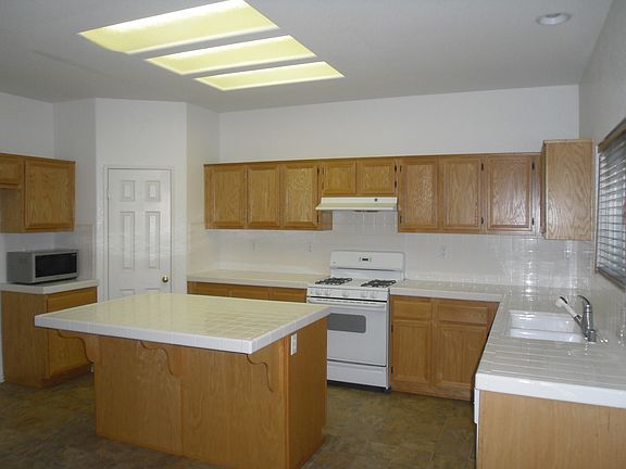 5th image of 13611 Hemingway Dr