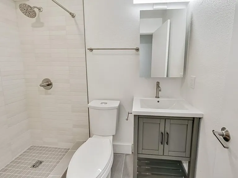 2537 Ellsworth St #C — Photo 18