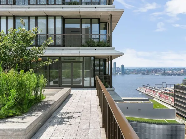 100 Vandam St #20A, New York, NY 10013