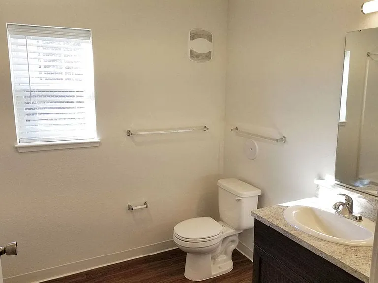 Trade Winds Apartment Homes — Photo 23
