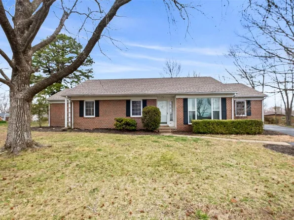 641 Crestview Dr, Sullivan, MO 63080