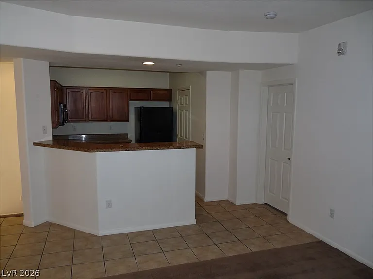 5855 Valley Dr #2030 — Photo 8