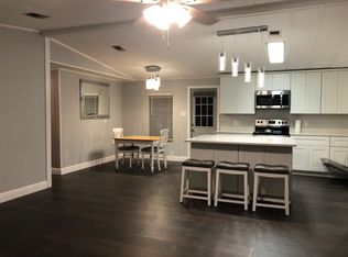 5066 Fox Cliff Dr, Lakeland, FL 33810