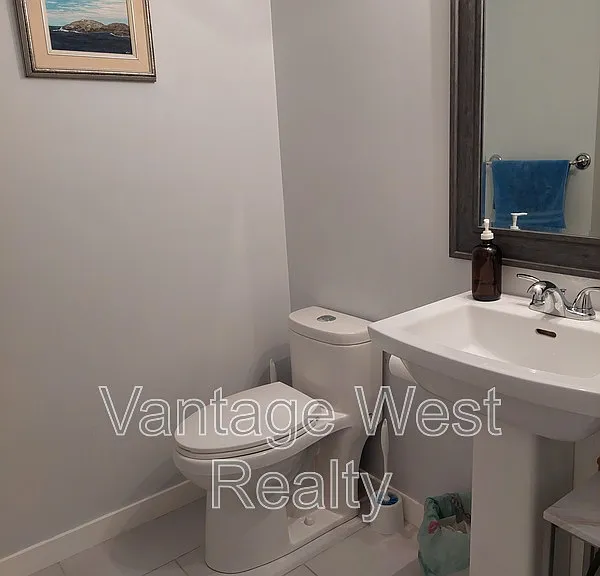 1165 Wintergreen Dr — Photo 4