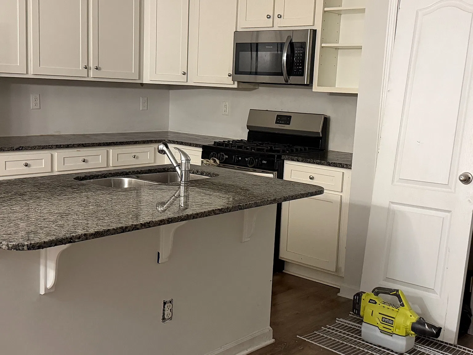 184 Audra Faye Ln — Photo 1