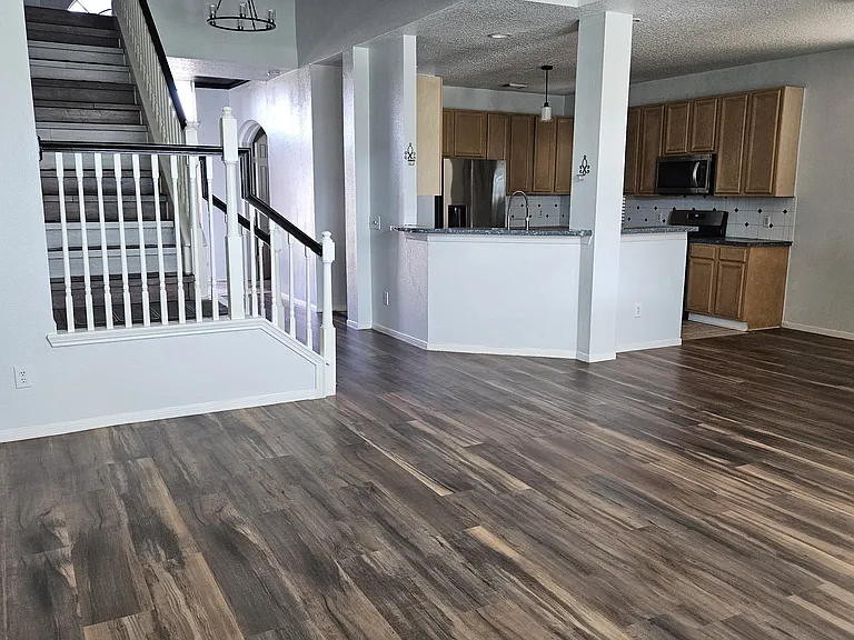 12310 Robin Meadow Cir — Photo 8
