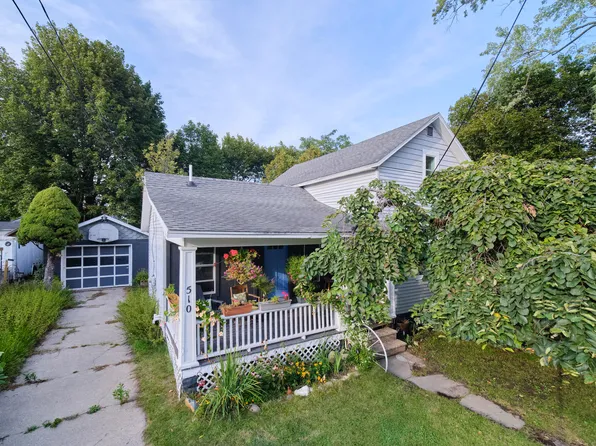 510 2nd St, Manistee, MI 49660
