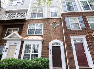 210 Fallsgrove Blvd #10, Rockville, MD 20850