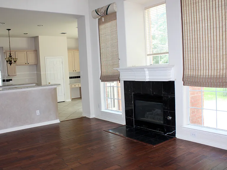 317 Sycamore Dr — Photo 33