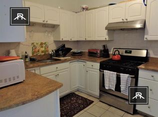 320 Saint Paul St #3, Brookline, MA 02446